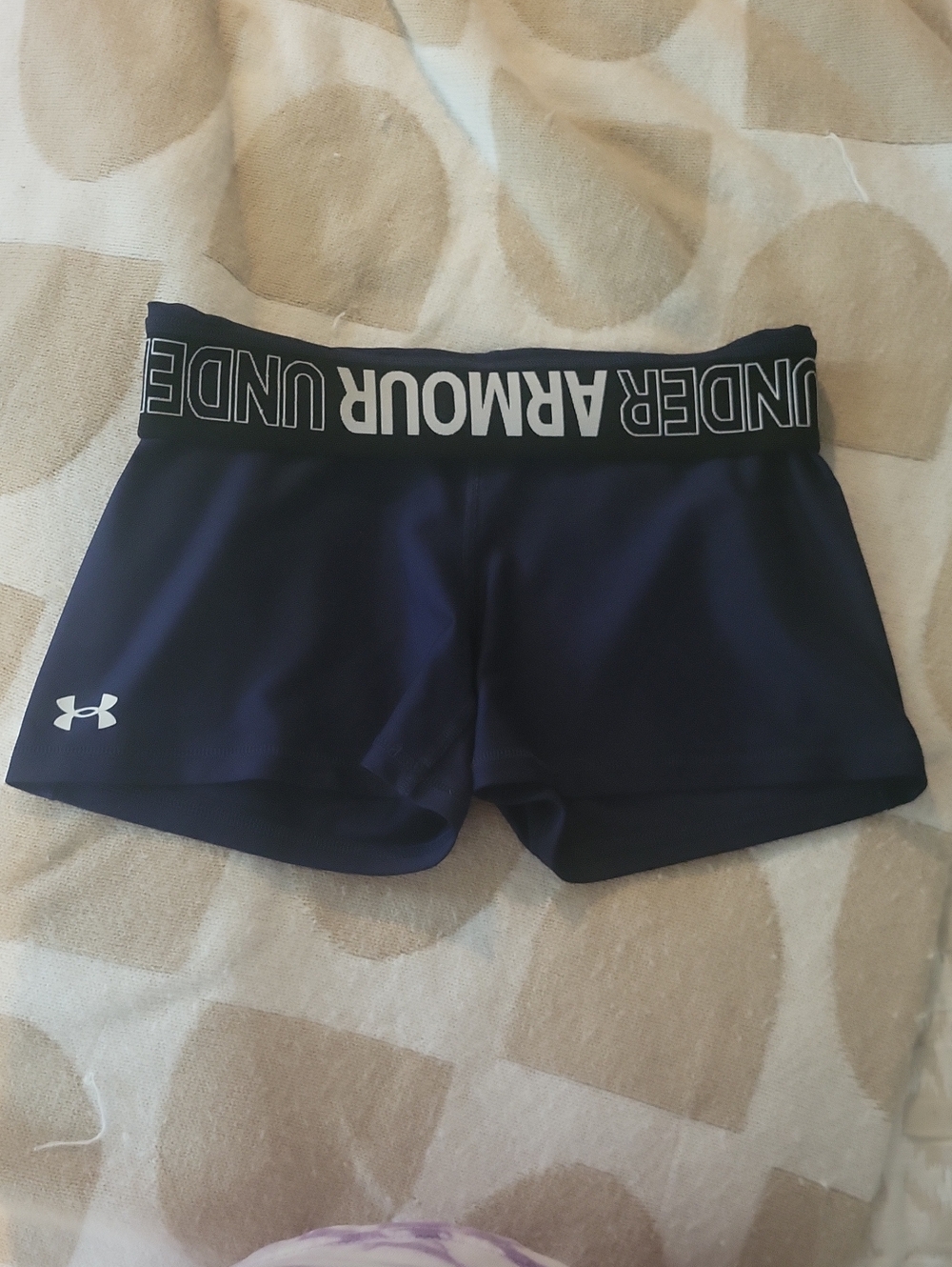 NWOT Under Armour Women's Navy Athletic Compression Performance Shorts Logo - Picture 2 of 4